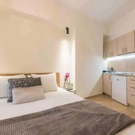 In The Heart Of Kallithea Apartment